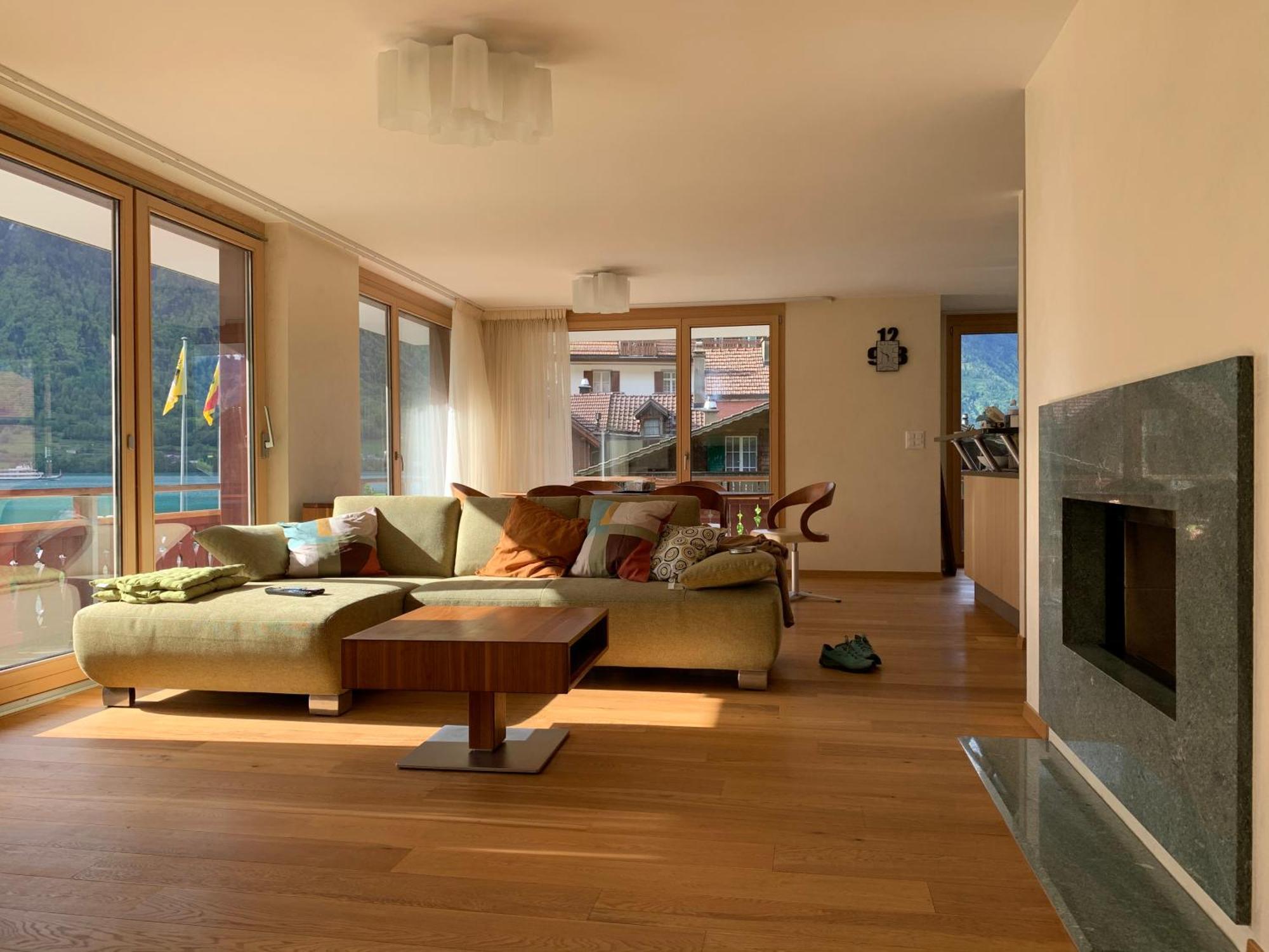 Seehaus Lake View 3-Bedroom Apartment Iseltwald Eksteriør bilde